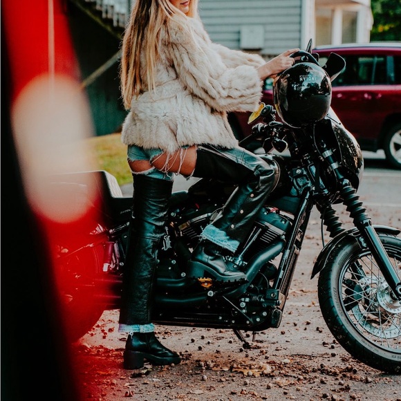 Assless chaps - Picture 1 of 4